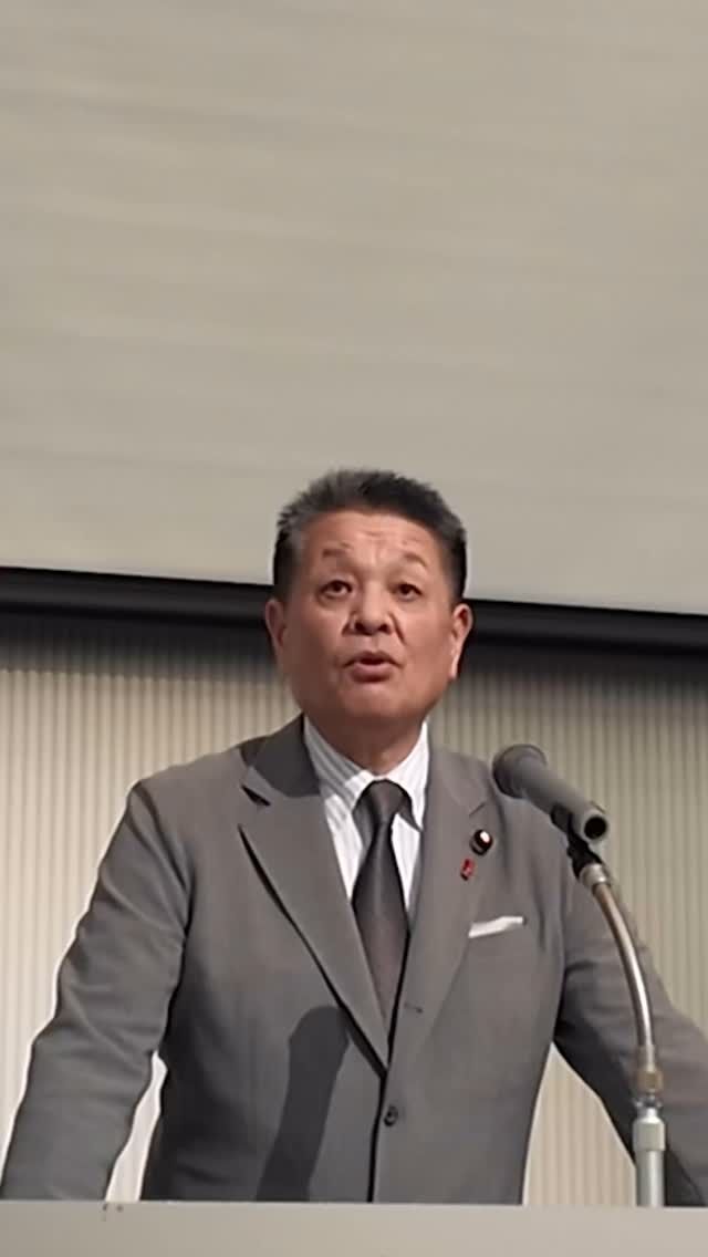 【奨学金と若者と少子化】
　
毎月の返済で、
結婚・出産・子育てを諦める若者がいます。

希望を持ったはずの学びが、
未来をしばってしまう現実。

少子化の一因にもなっているこの課題に、
本気で向き合わなければなりません。

#奨学金
#少子化
#小沢まさひと
#立憲民主党