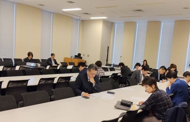 【4月6日（月）】

「連合出身議員政治懇談会」第15回総会に出席し、事務局次長に就任しました。立教大学経済学部の首藤若菜教授より講演「労働時間法制をめぐる動向と課題」を聞き、意見交換しました。

#小沢まさひと
#参議院議員
#jp労組
#立憲民主党
#連合